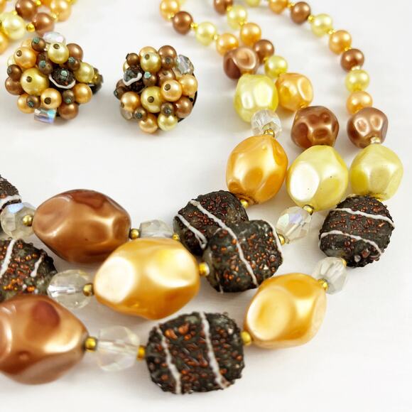 Vintage JAPAN 3-Strand Gold Chunky Bead Necklace & Earring Set - Picture 4 of 9